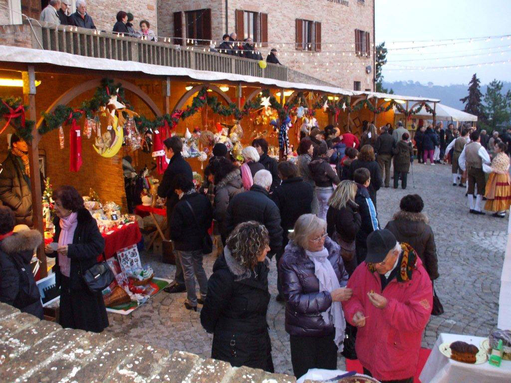 Seguendo la Cometa - Un originale mercatino di Natale a Montemaggiore al Metauro